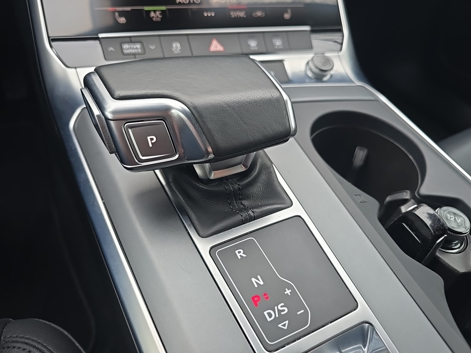 Zdjęcie drążka zmiany biegów