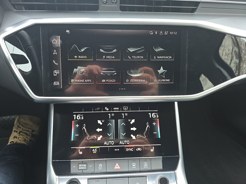 Zdjęcie jednostki multimedialnej