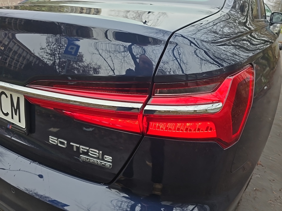 Zdjęcie oświetlenia tylnego prawego