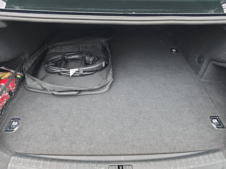 Zdjęcie przestrzeni bagażowej