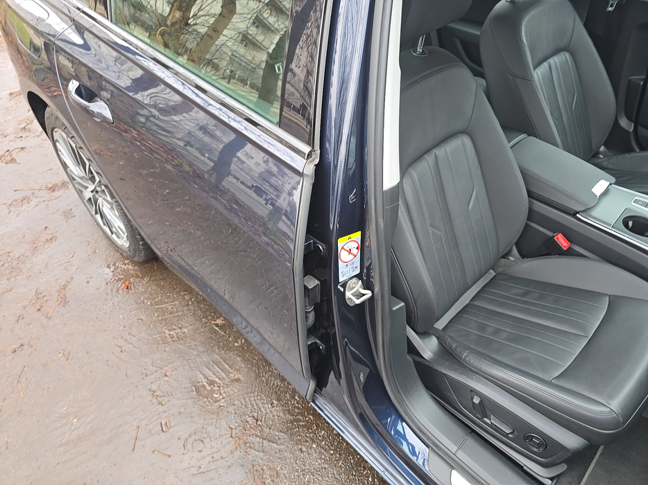 Zdjęcie słupka B prawego