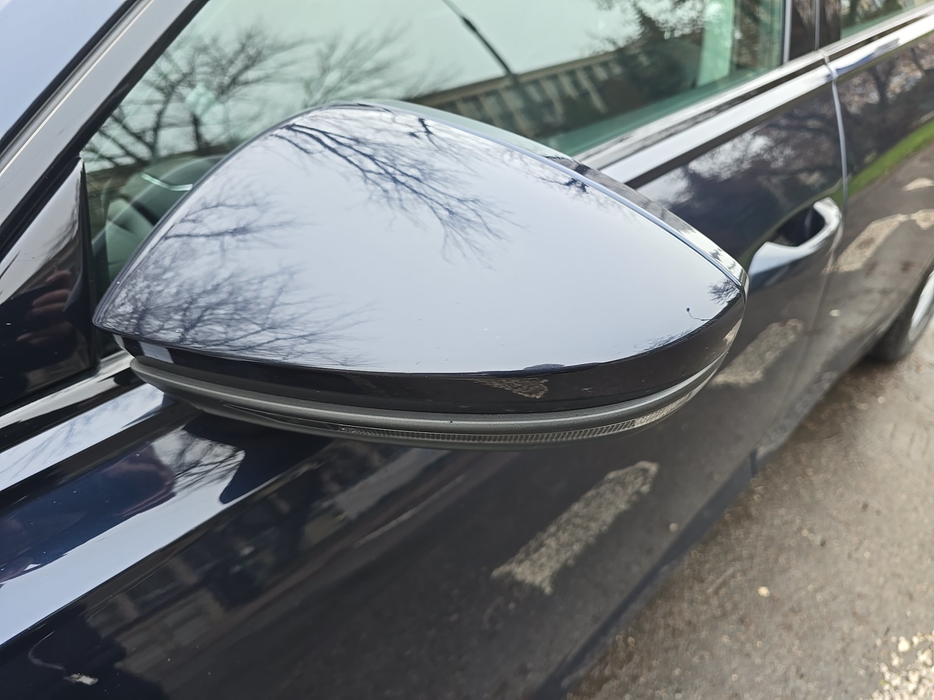 Zdjęcie obudowy lusterka lewego