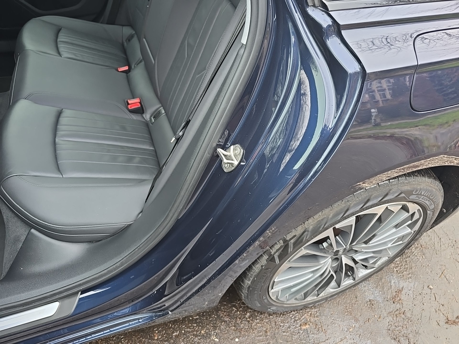 Zdjęcie słupka C lewego