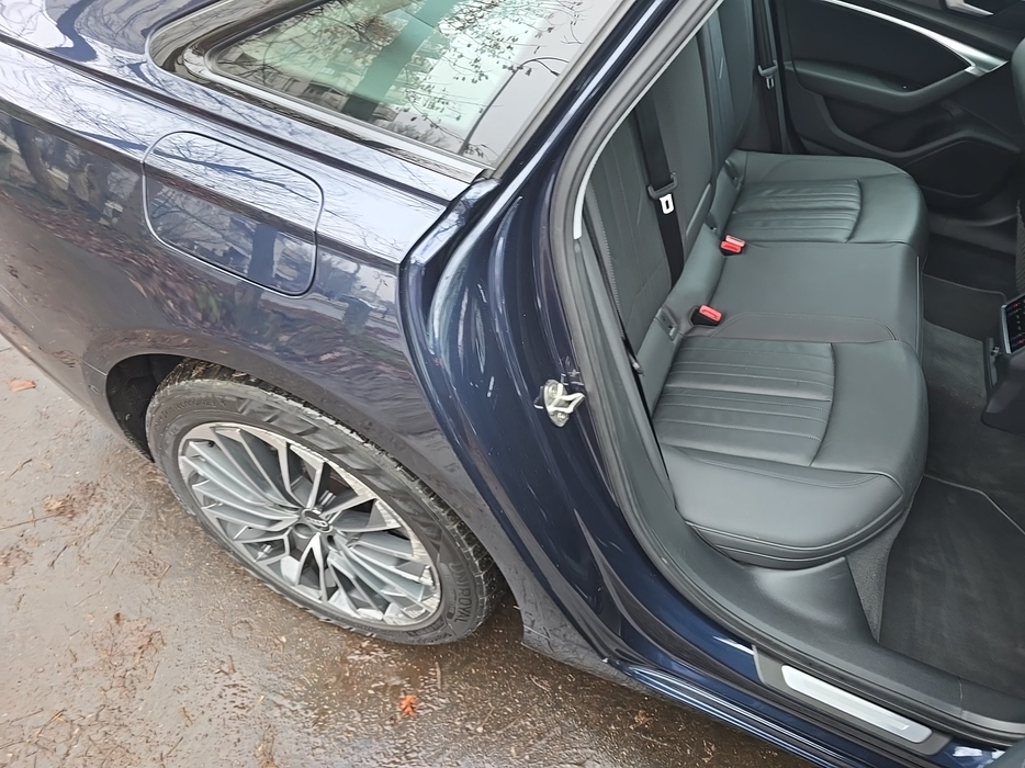 Zdjęcie słupka C prawego