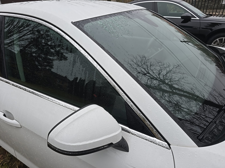 Zdjęcie słupka A prawego