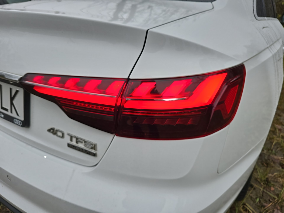 Zdjęcie oświetlenia tylnego prawego