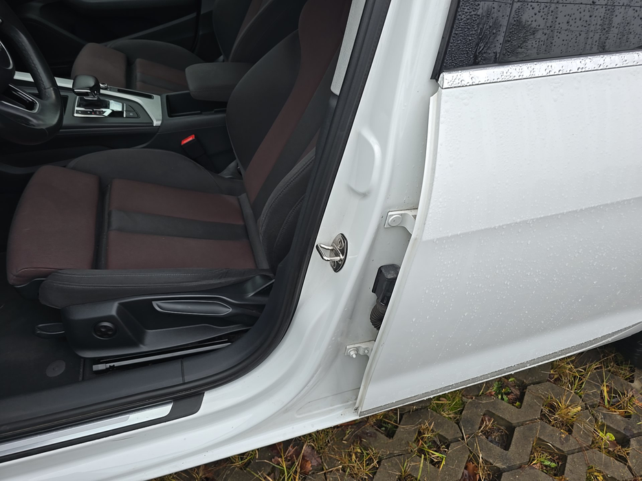 Zdjęcie słupka B lewego