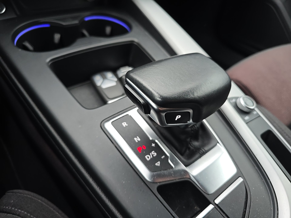 Zdjęcie drążka zmiany biegów