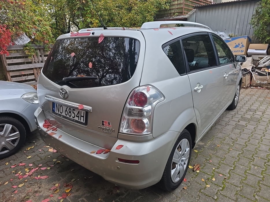 Zdjęcie po ukosie, prawy tył