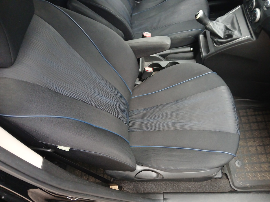 Zdjęcie fotela przedniego prawego