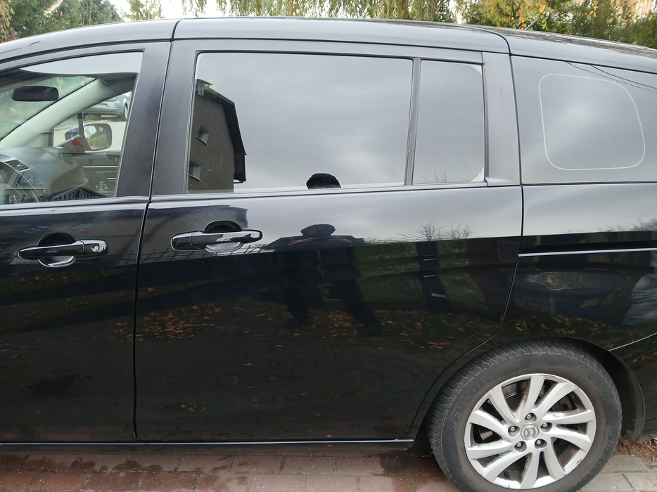 Zdjęcie drzwi tylne lewe wraz z szybą