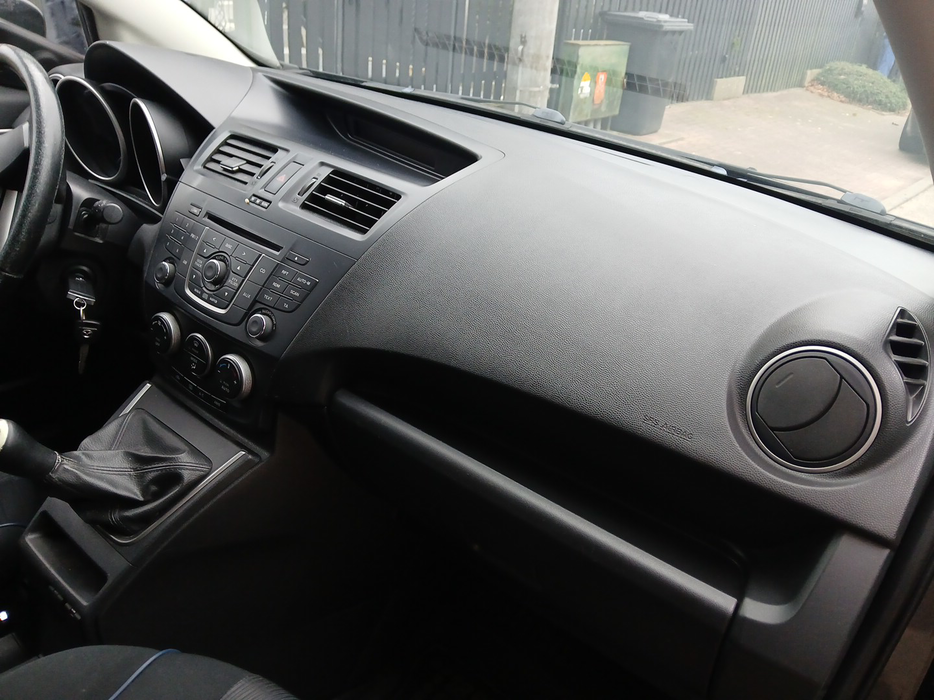 Zdjęcie kokpitu części prawej