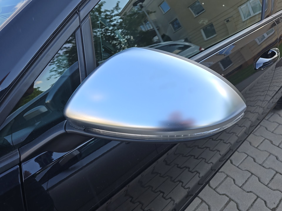 Zdjęcie obudowy lusterka lewego