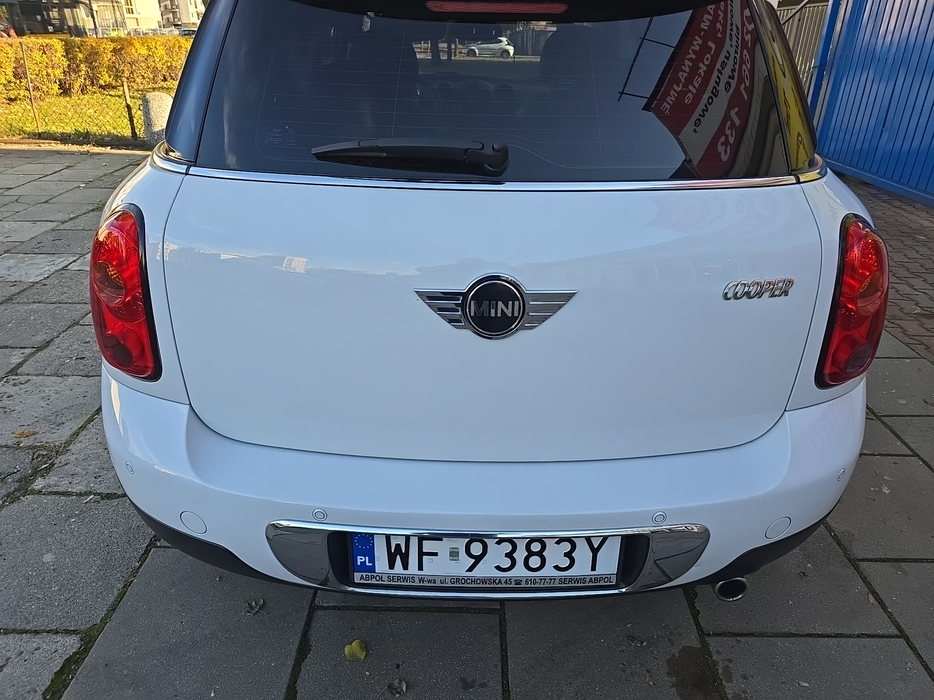 Zdjęcie pokrywy bagażnika