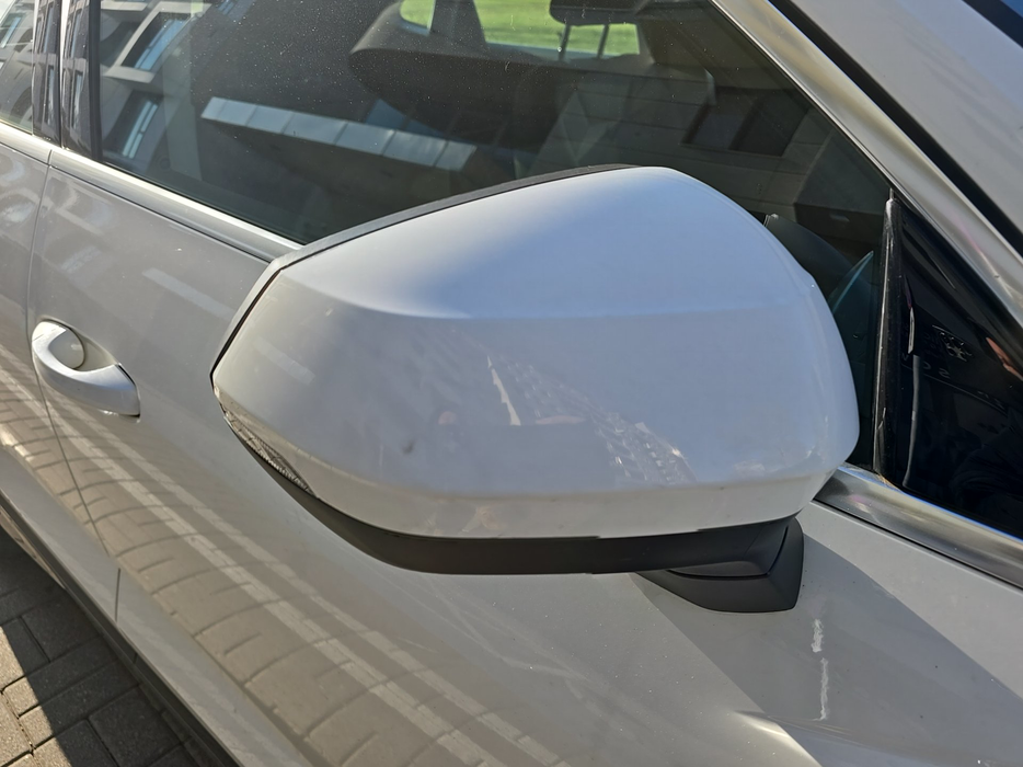 Zdjęcie obudowy lusterka prawego