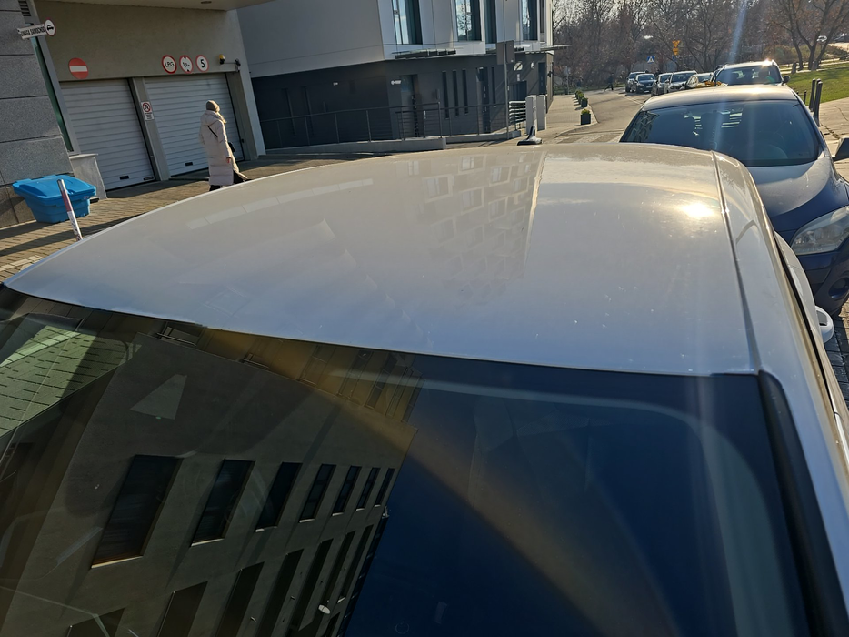 Zdjęcie dachu część przednia