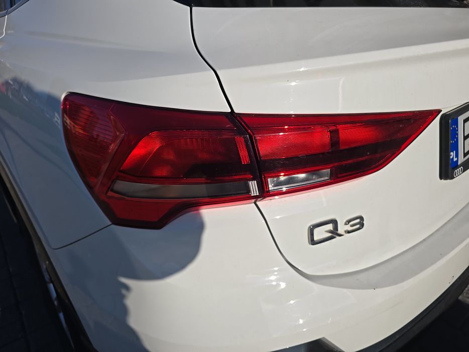 Zdjęcie oświetlenia tylnego lewego