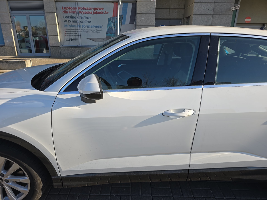 Zdjęcie drzwi przednich lewych wraz z szybą