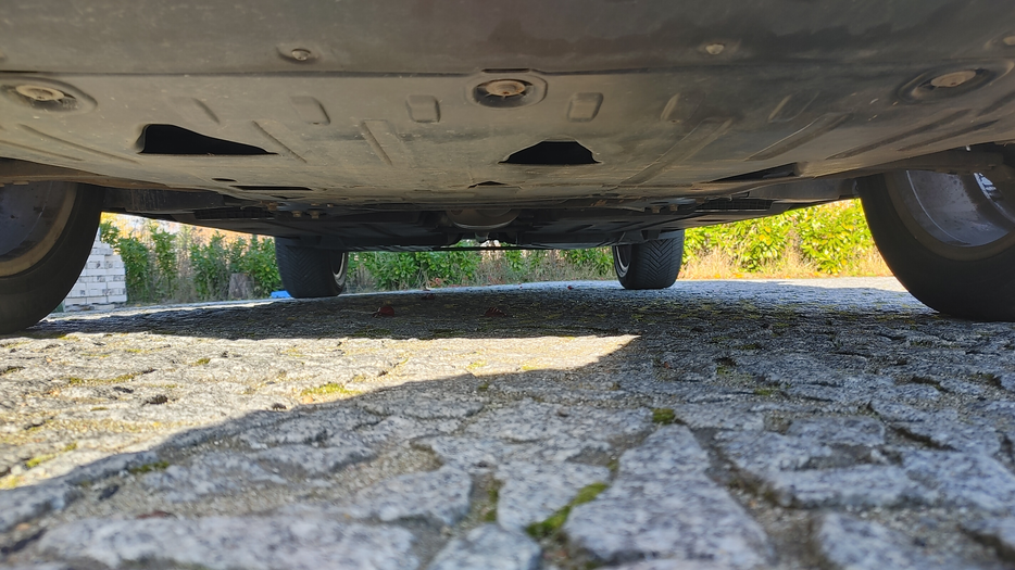 Zdjęcie podwozia przód