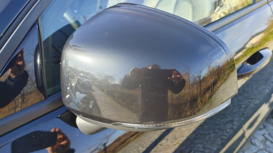 Zdjęcie obudowy lusterka lewego