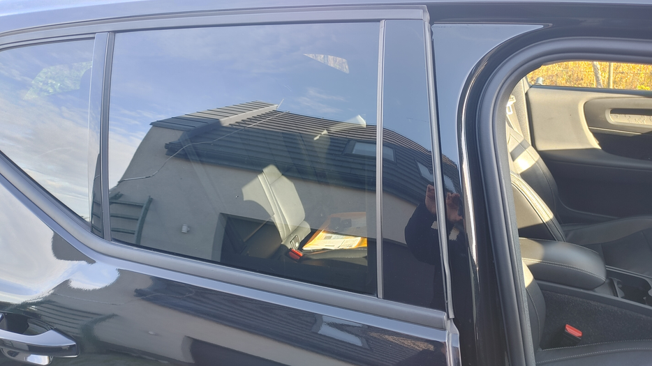 Zdjęcie słupka B prawego