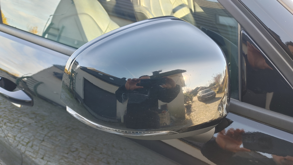 Zdjęcie obudowy lusterka prawego