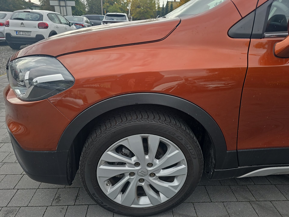 Zdjęcie błotnika przedniego lewego