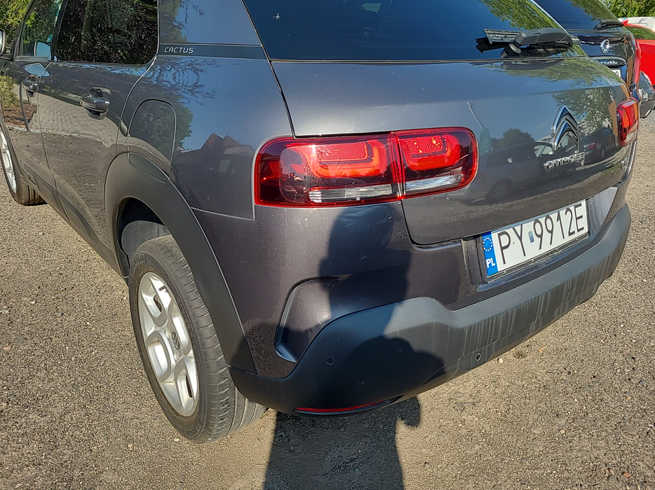 Zdjęcie oświetlenia tylnego lewego