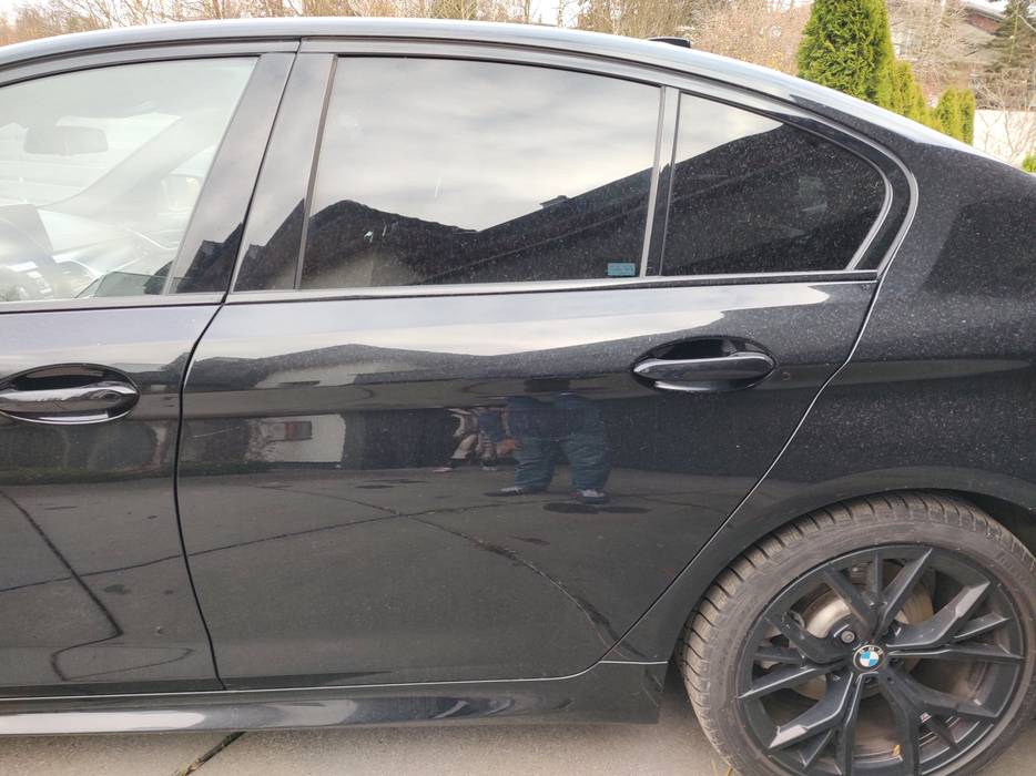 Zdjęcie drzwi tylne lewe wraz z szybą