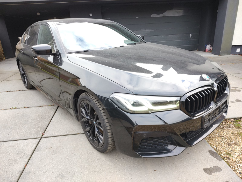 Zdjęcie po ukosie, prawy przód