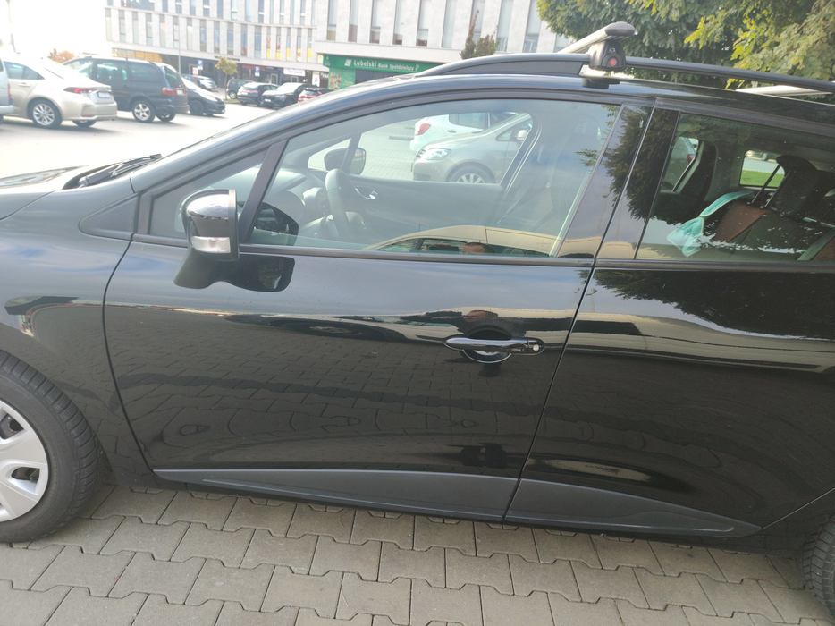 Zdjęcie drzwi przednich lewych wraz z szybą