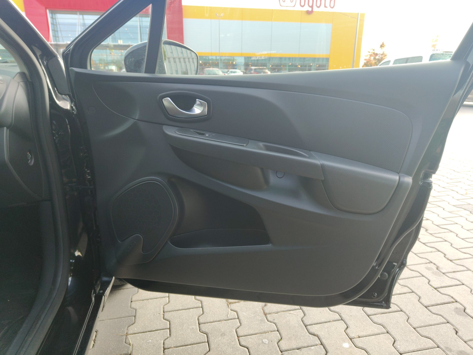 Zdjęcie tapicerki drzwi przednich prawych