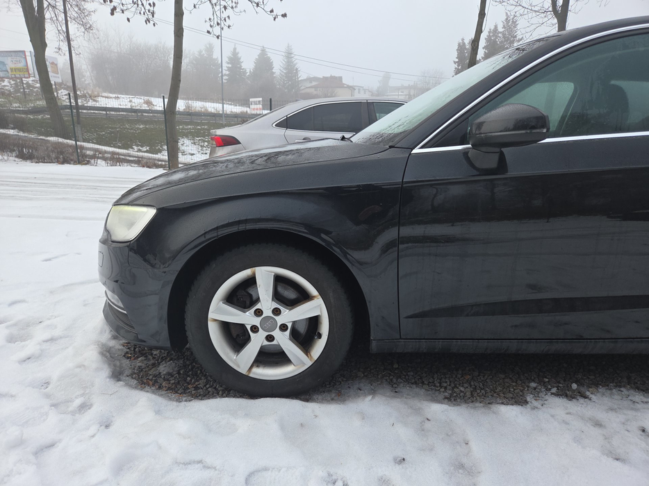 Zdjęcie błotnika przedniego lewego