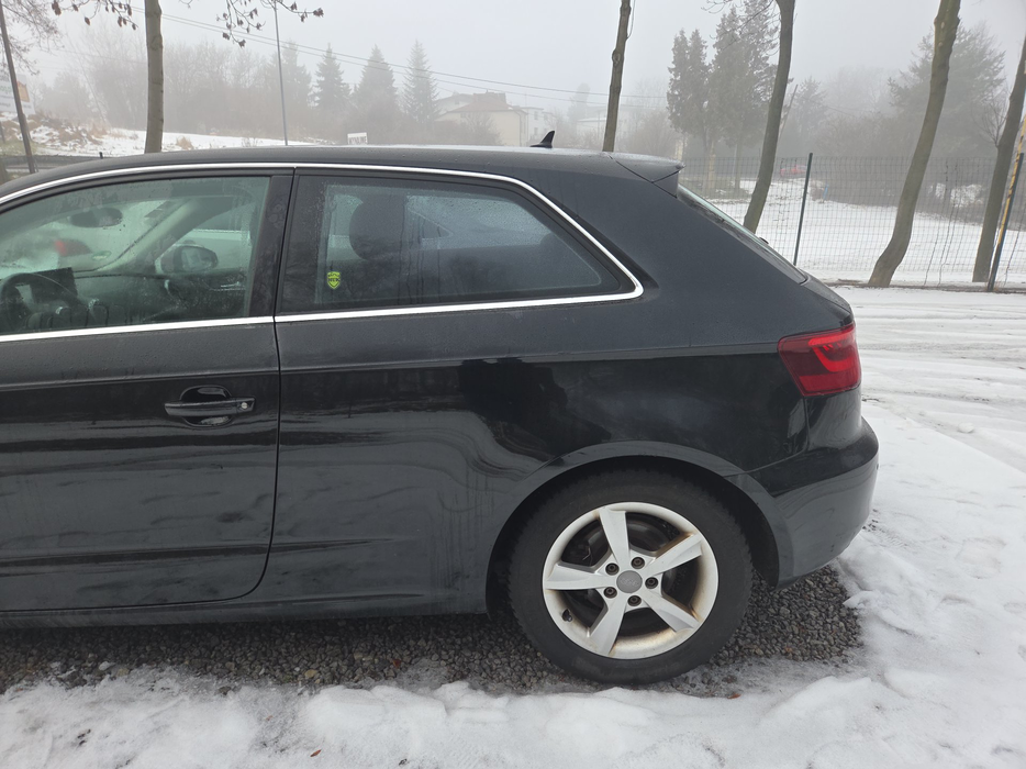 Zdjęcie błotnika tylnego lewego