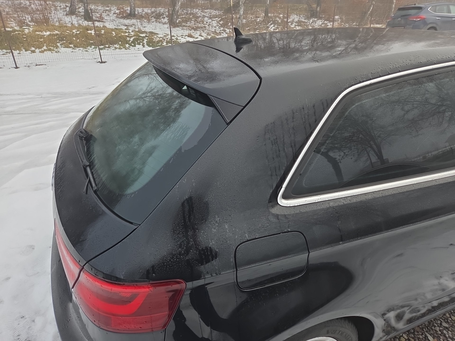 Zdjęcie słupka C prawego