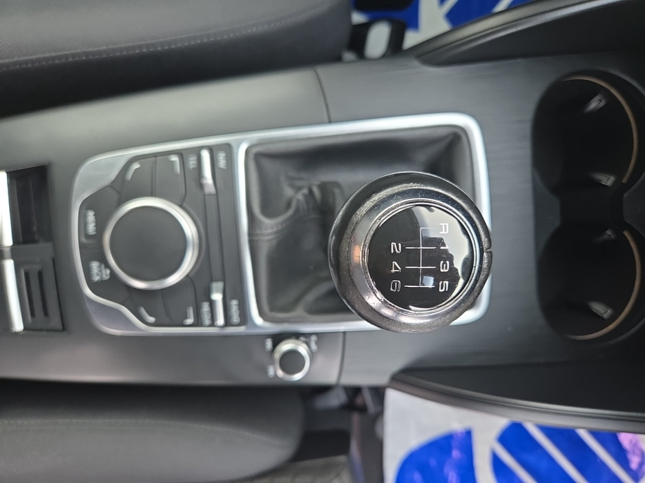 Zdjęcie drążka zmiany biegów