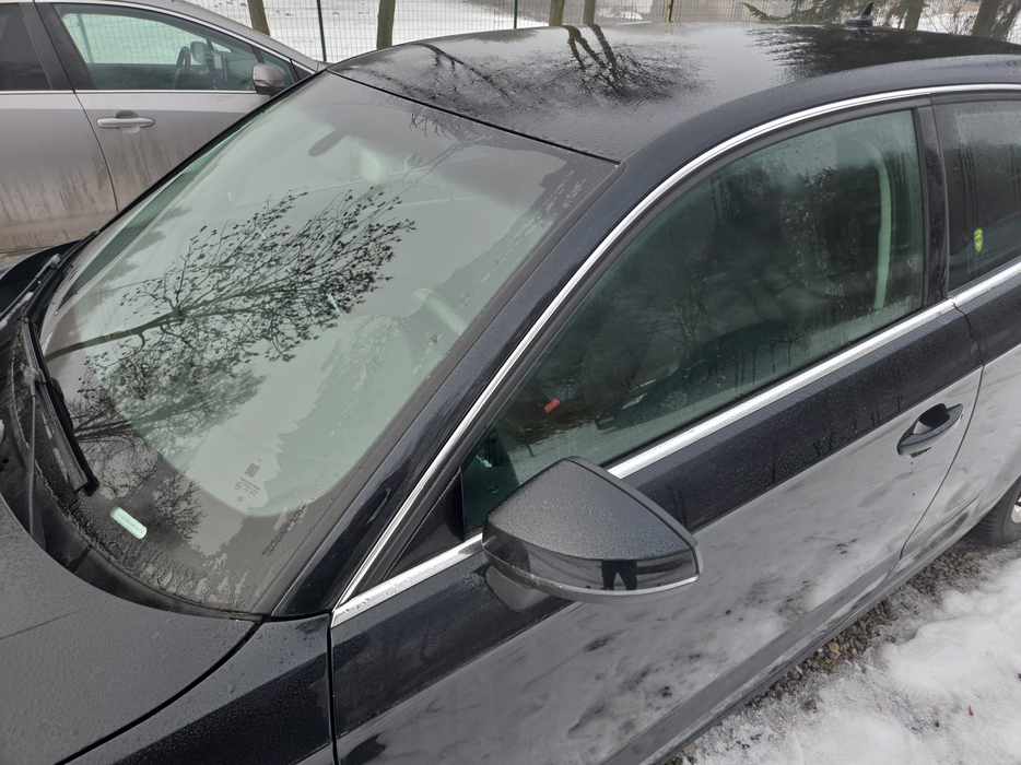 Zdjęcie słupka A lewego