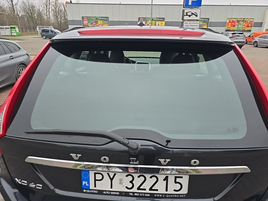 Zdjęcie szyby tylnej