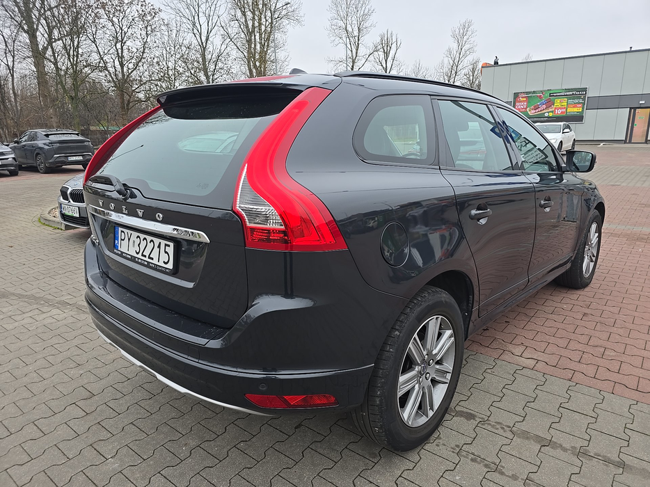 Zdjęcie po ukosie, prawy tył