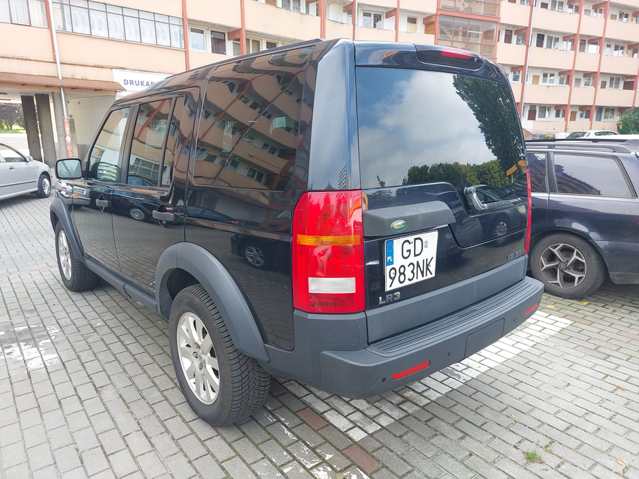 Zdjęcie po ukosie, lewy tył