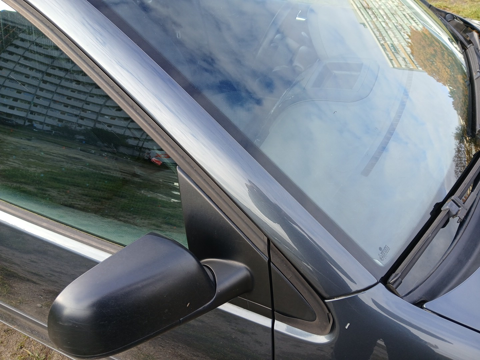 Zdjęcie słupka A prawego