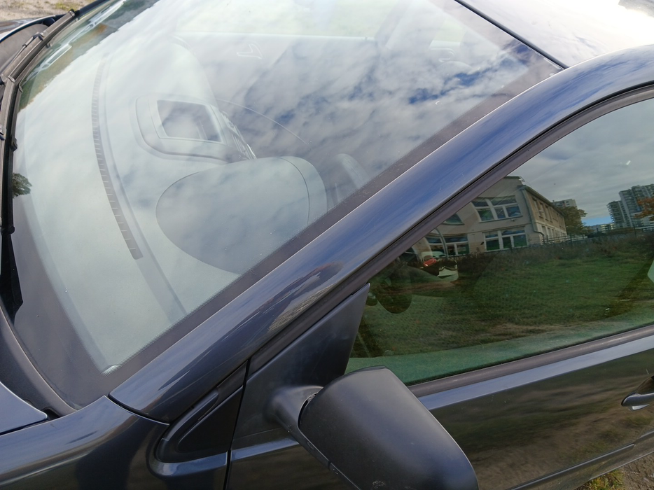 Zdjęcie słupka A lewego