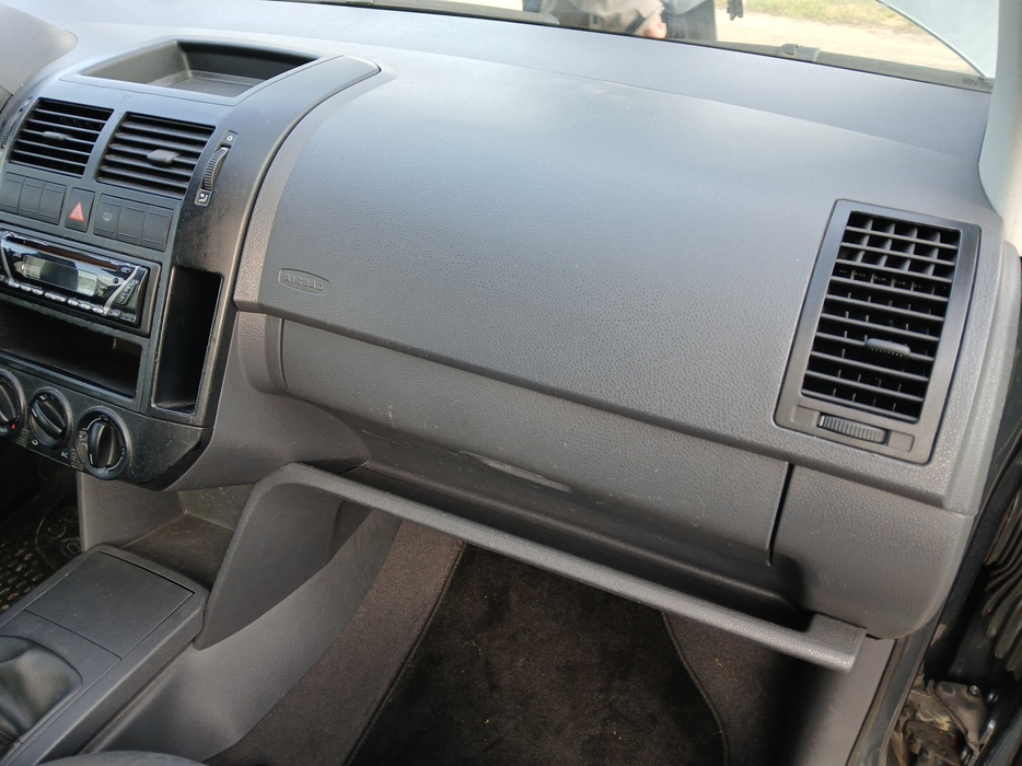 Zdjęcie kokpitu części prawej