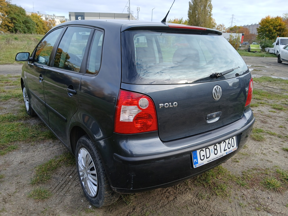 Zdjęcie po ukosie, lewy tył