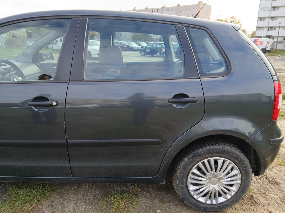 Zdjęcie drzwi tylne lewe wraz z szybą