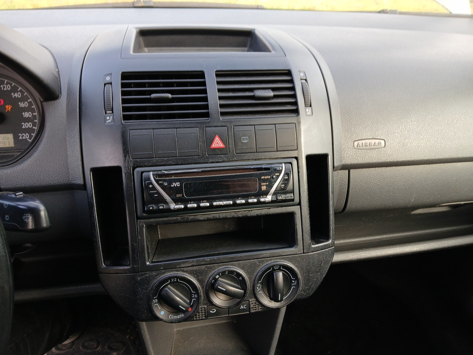 Zdjęcie jednostki multimedialnej