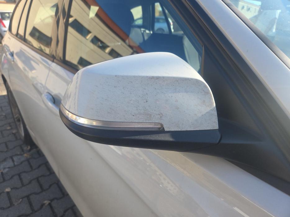 Zdjęcie obudowy lusterka prawego