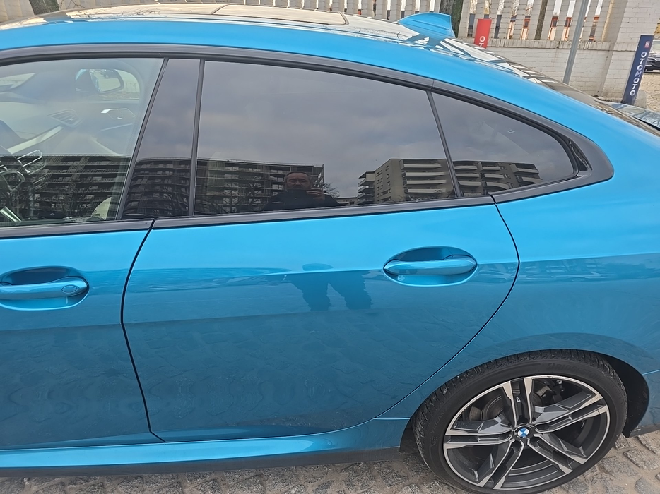 Zdjęcie drzwi tylne lewe wraz z szybą