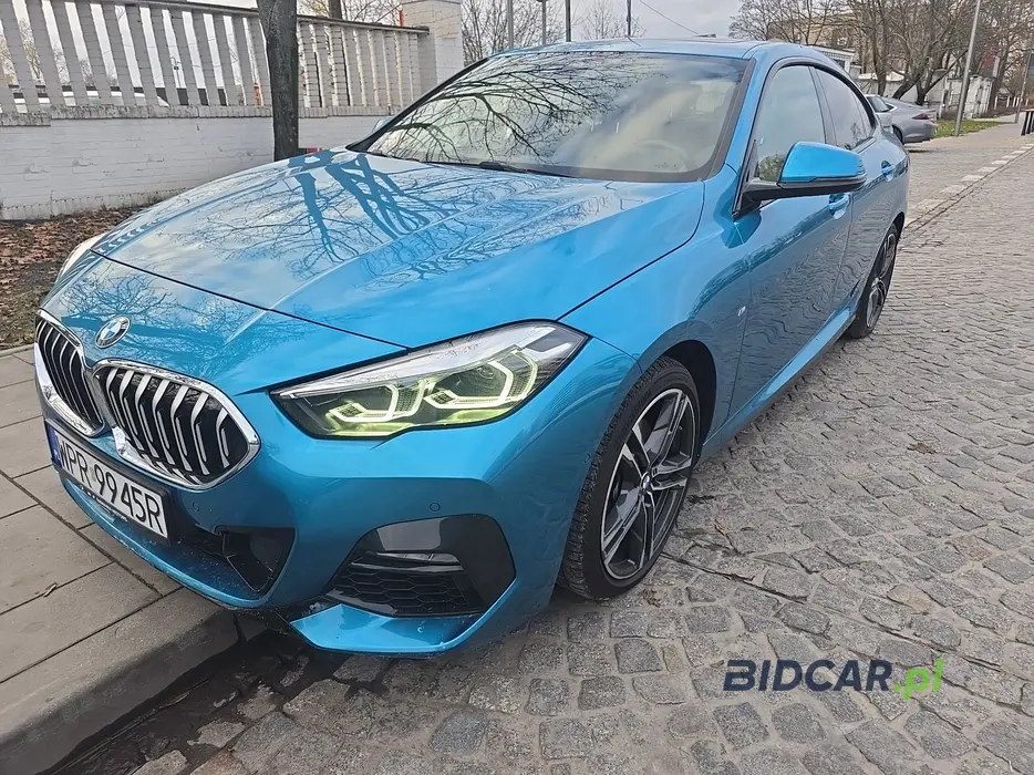 Zdjęcie po ukosie, lewy przód