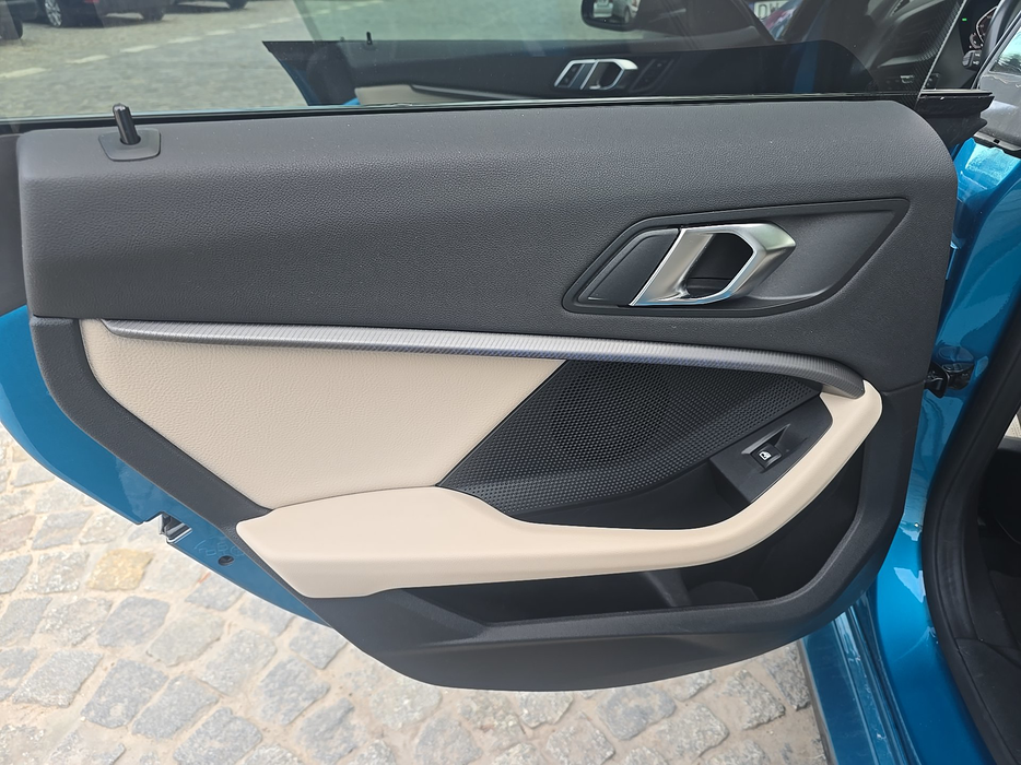 Zdjęcie tapicerki drzwi tylnych lewych